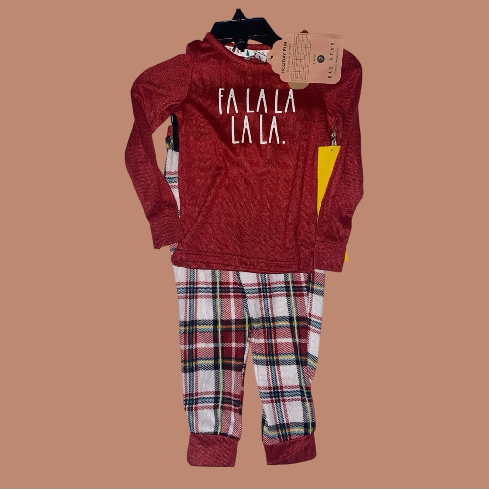 NWT RAE DUNN 2-PIECE HOLIDAY PAJAMA SET•SHIRT GRAPHIC L/S •PLAID PANTS •S/18M🎄